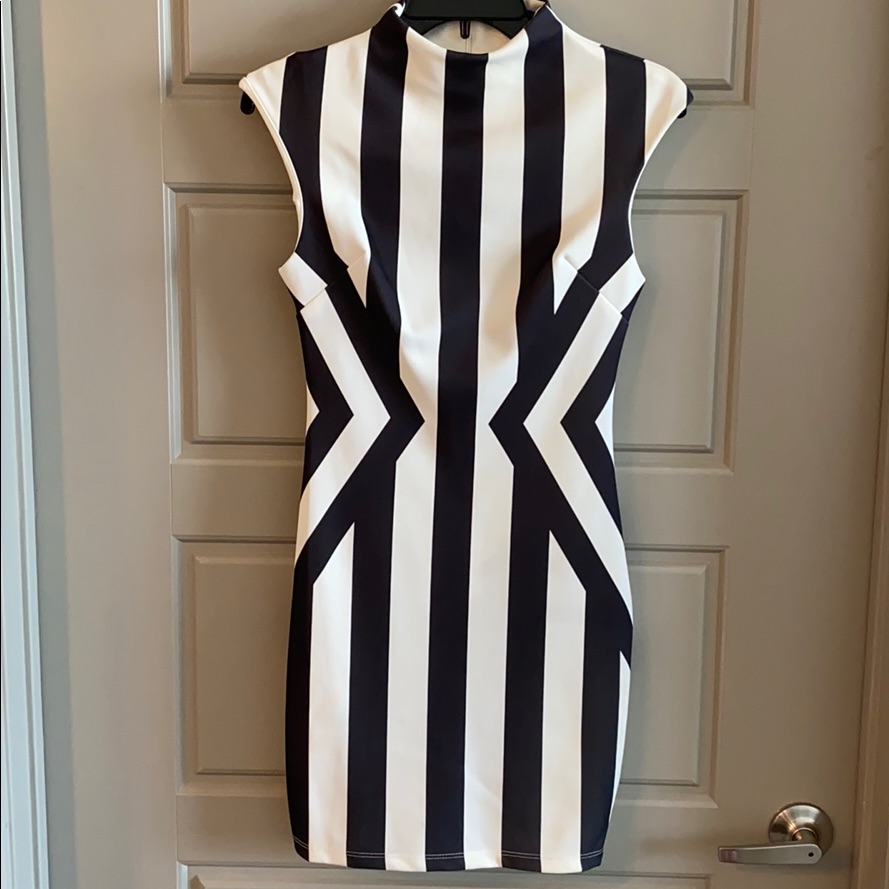 Abstract Print Mini